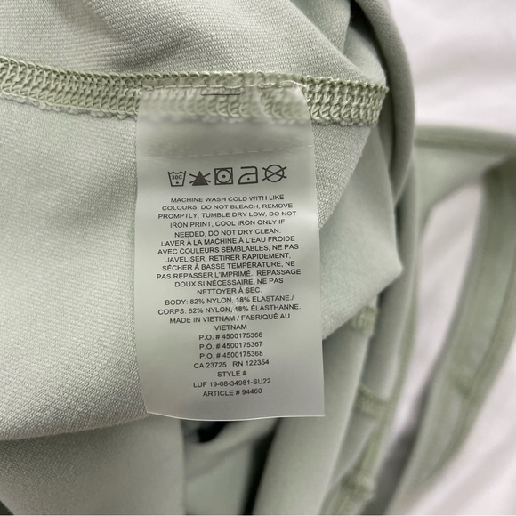 Aritzia TnaLife Shake It Jumpsuit Green XS #94460 - Picture 6 of 9